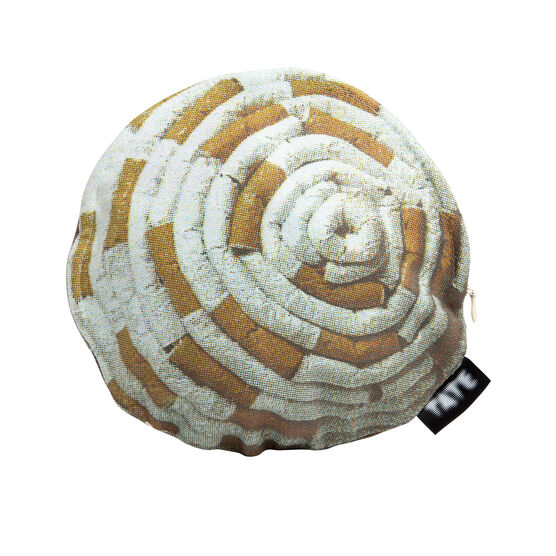 Sarah Lucas round Tits in Space pouch